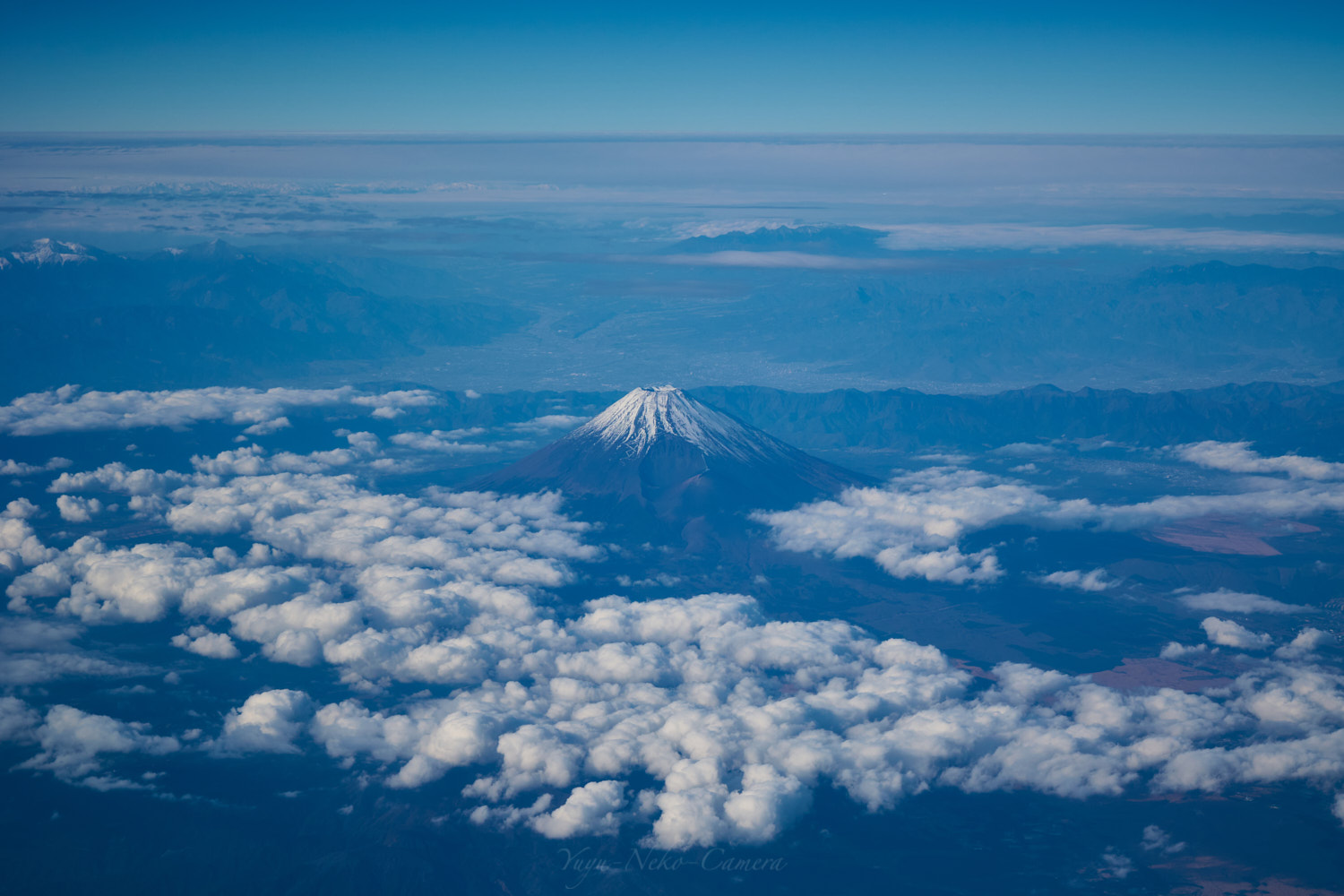 Zfcの作例1（富士山を見下ろす）