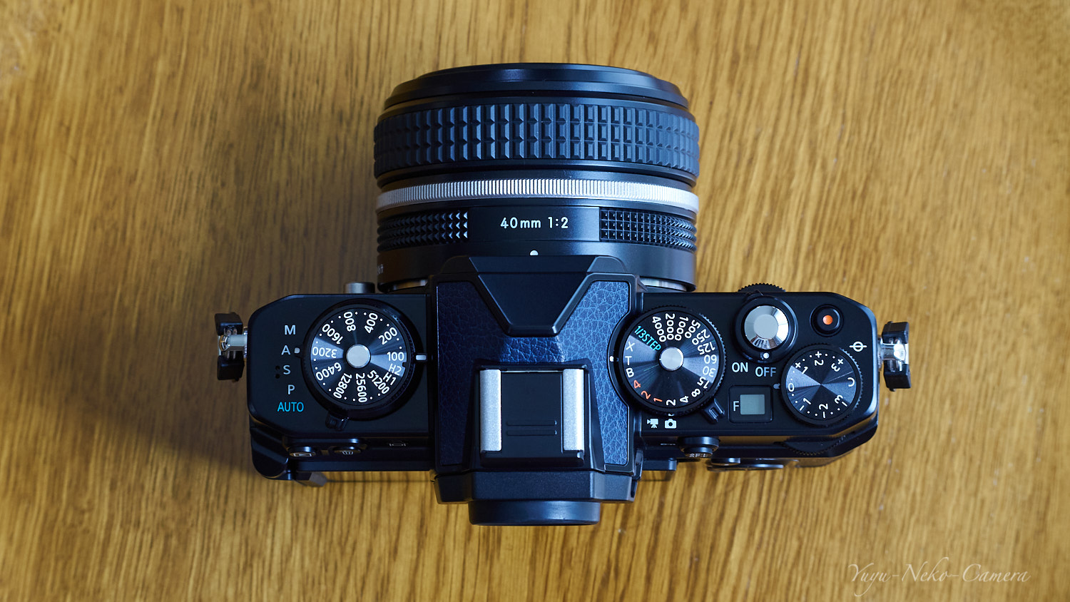 Nikon Zfc midnight blue｜NIKKOR Z 40mm SE（上面）