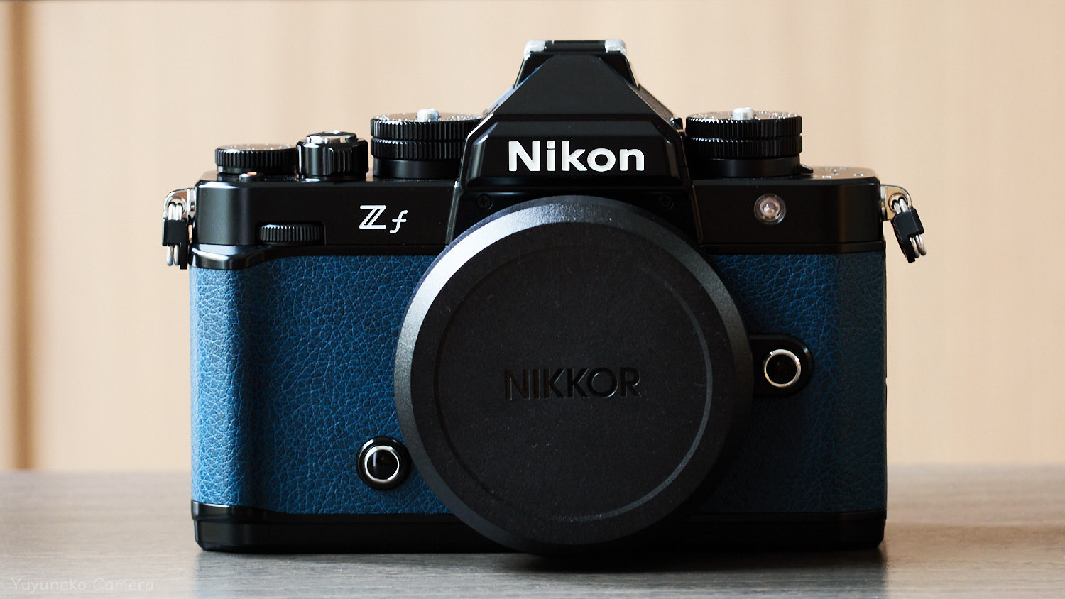 Nikon Zf + NIKKOR Z 26mm f/2.8|レンズキャップ装着